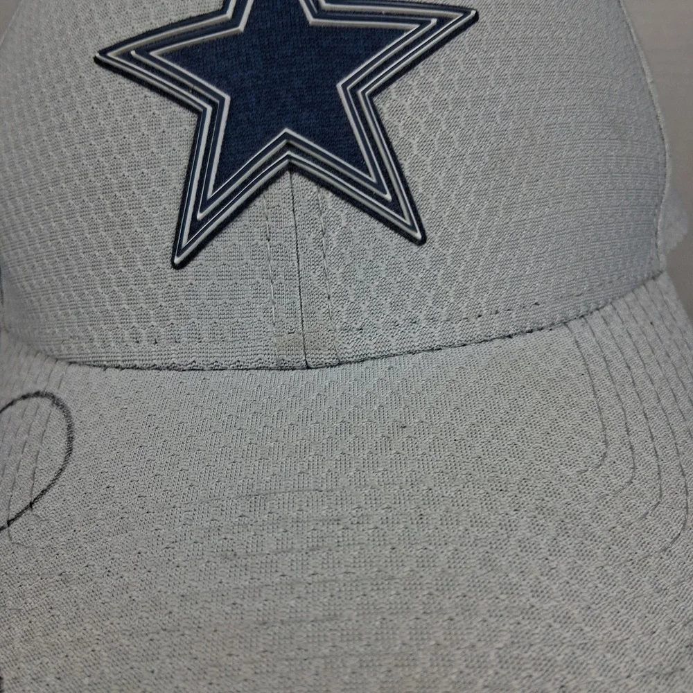 New Era 39THIRTY Dallas Cowboys Hat Grey Large-XLarge NFL Signed 81 Stretch Fit